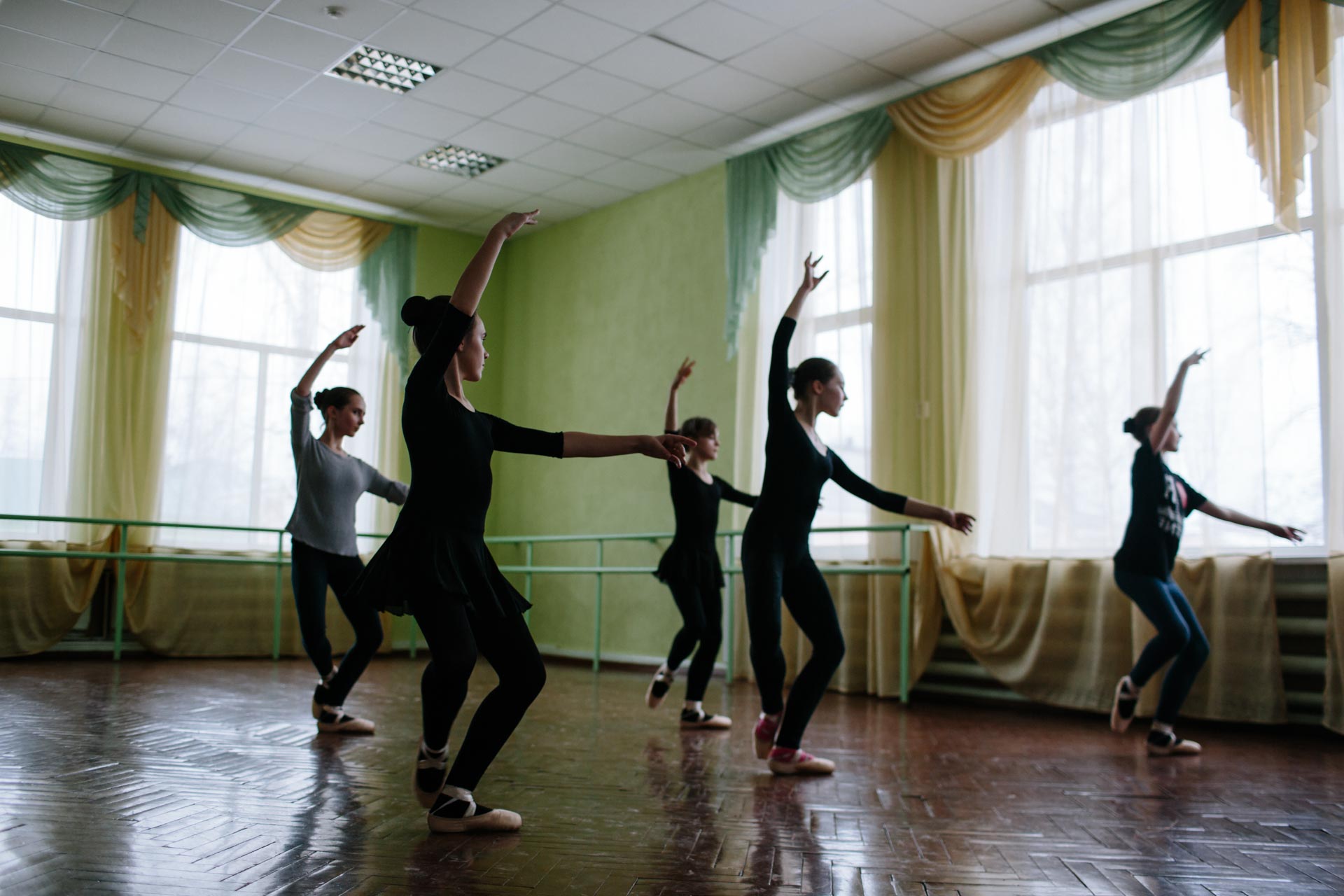 На репетициях студии классического балета в Вельске